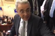 Expresidente Álvaro Uribe en las barras del Senado