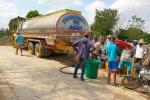  El agua es transportada a municipios afectados por la sequía. 